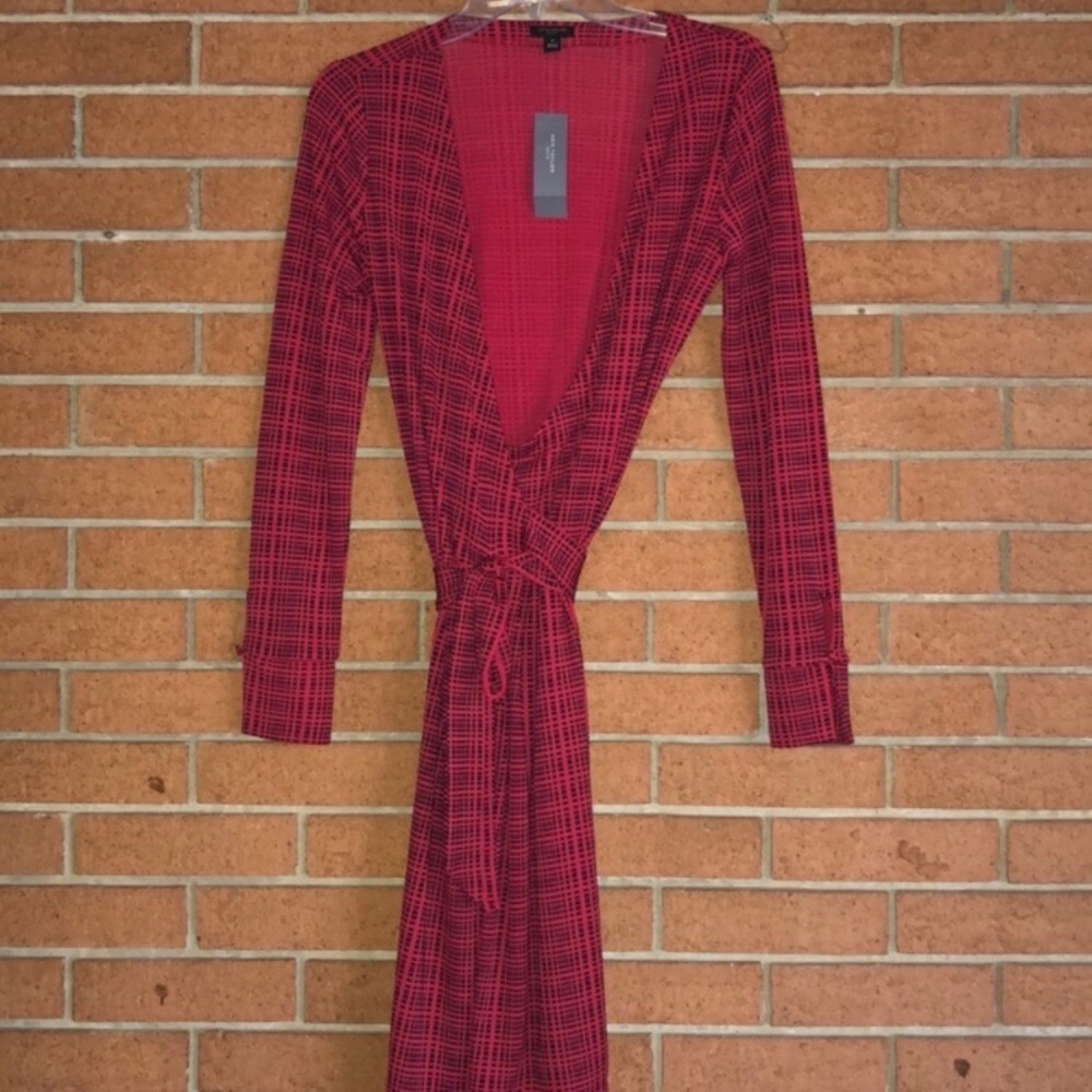 ❣️ANN TAYLOR❣️ILLUSION GEO BUTTON CUFF WRAP DRESS - Picture 4 of 6